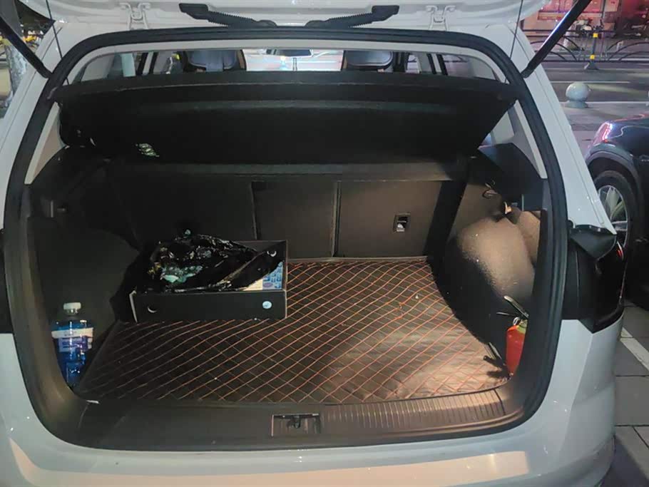 Volkswagen Golf*Jiayu