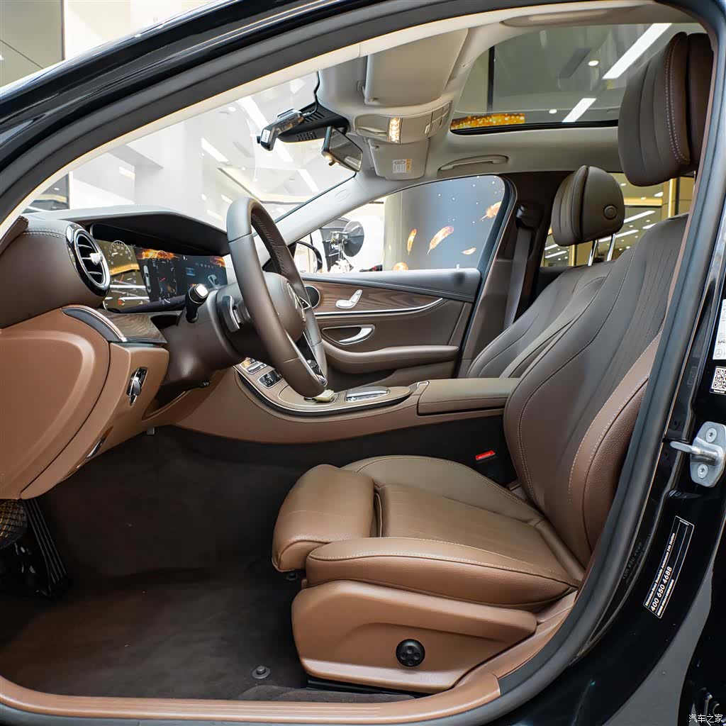 Mercedes-Benz E-Class, 2024 15