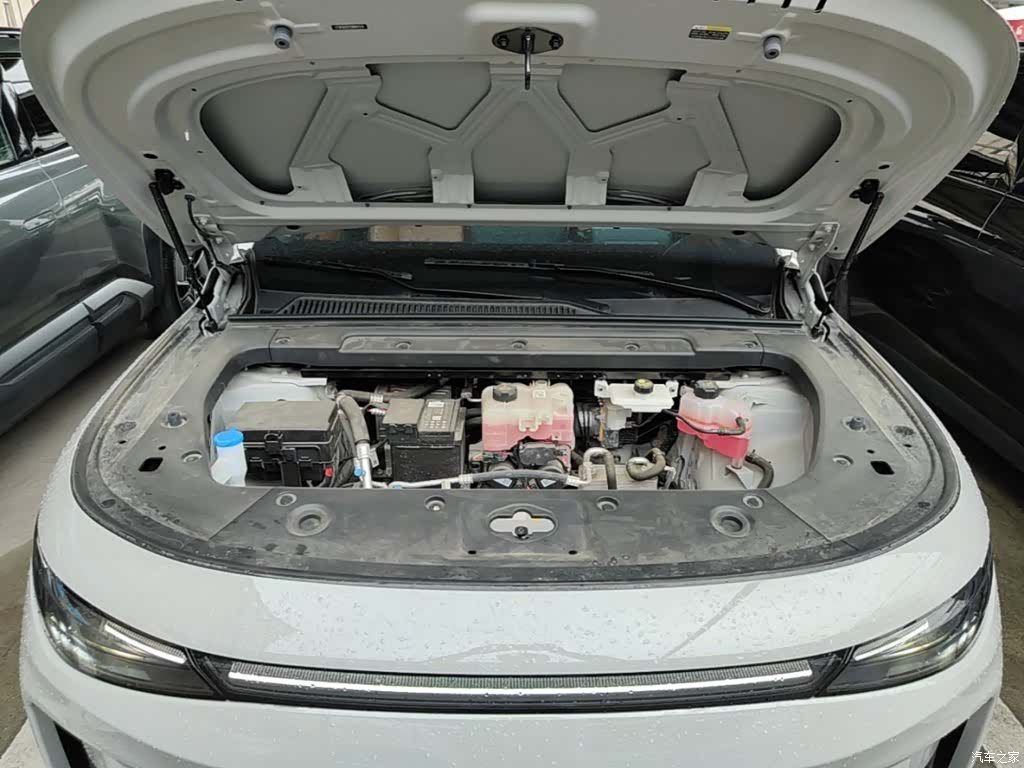 Leapmotor C10, 2025 20
