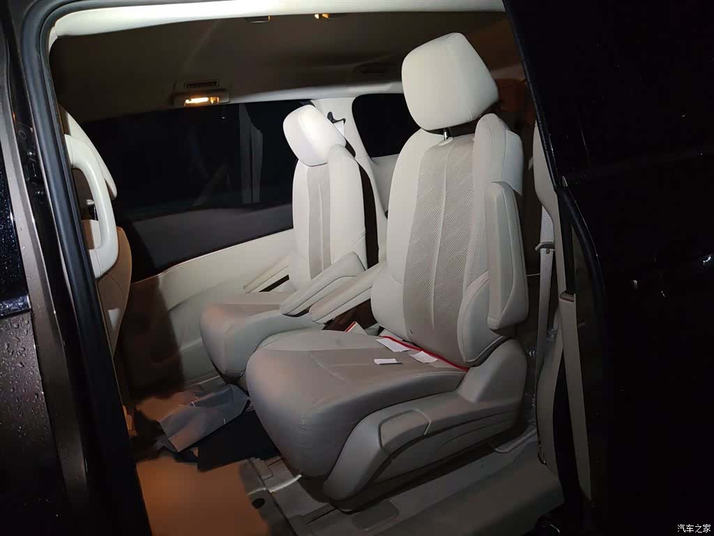 Buick GL8, 2023 15