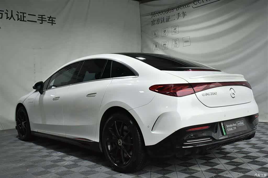 Mercedes-Benz EQE, 2023 14