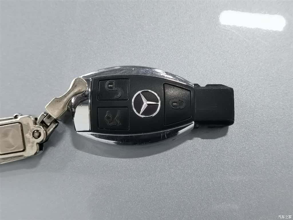 Mercedes-Benz E-Class, 2013 19