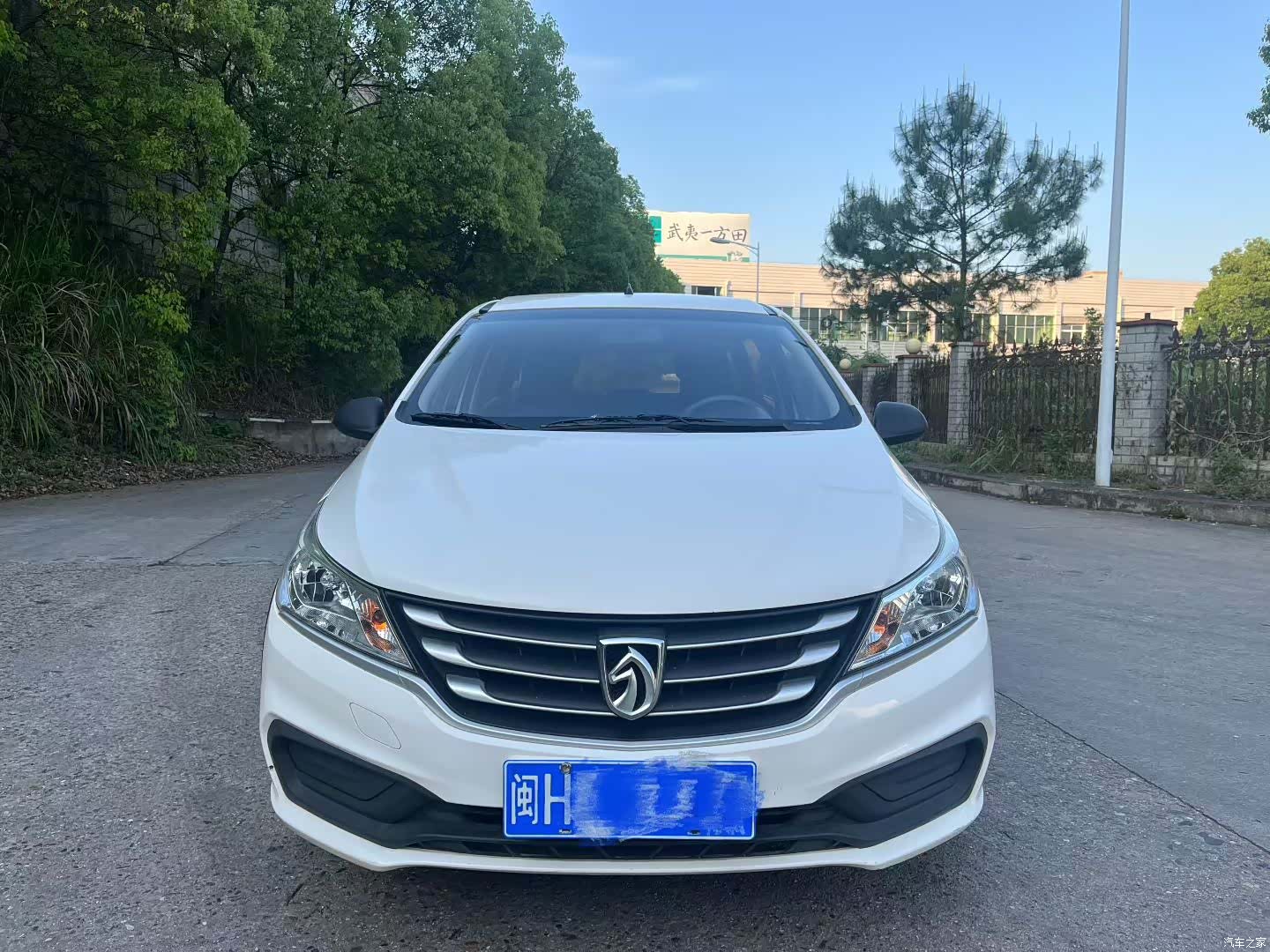 Wuling 310W, 2018 2