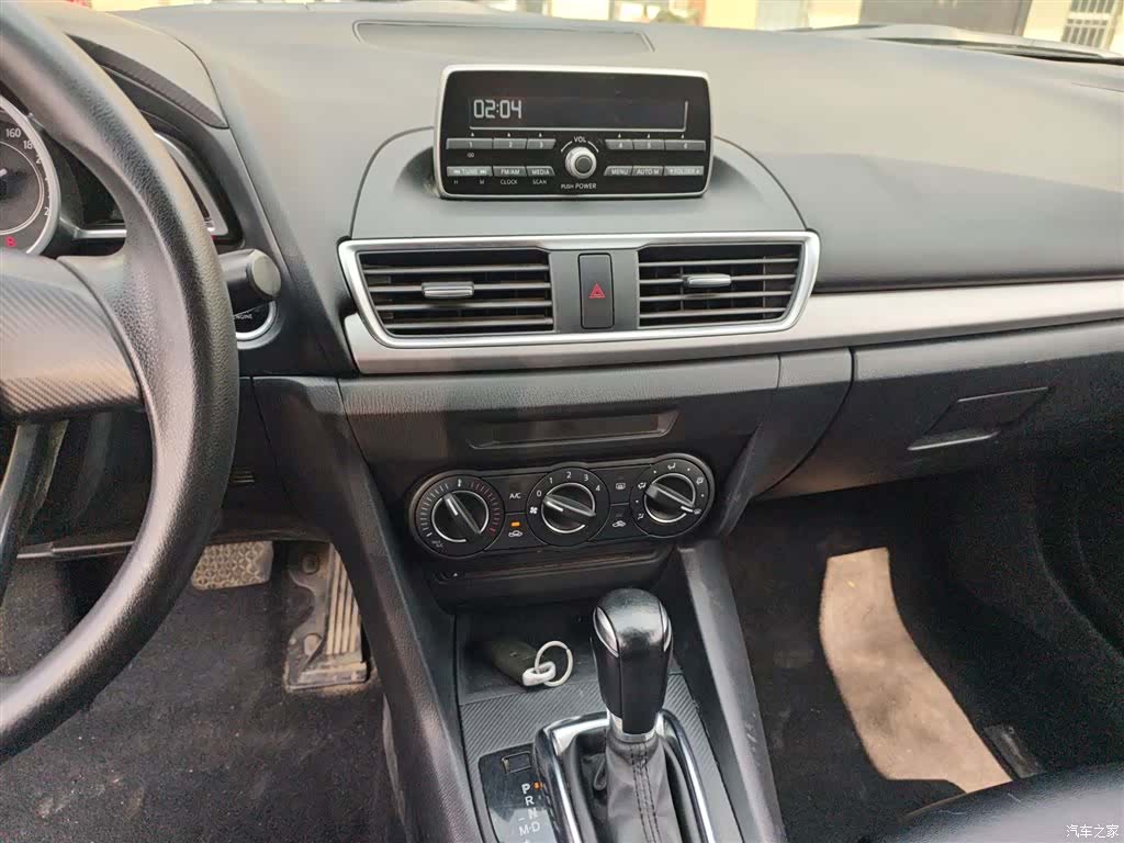 Mazda Mazda3, 2015 все фото