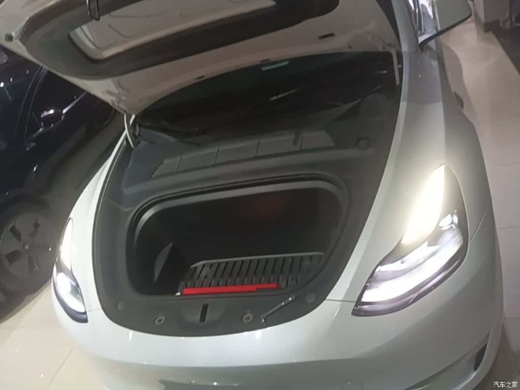 Tesla Model Y, 2021 20
