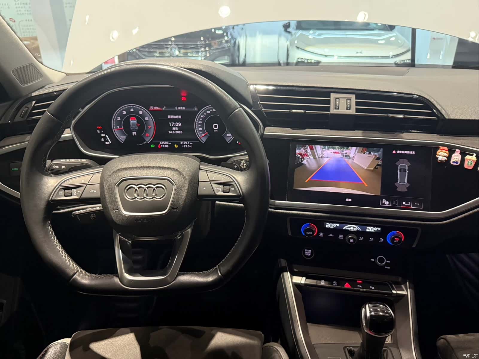 Audi Q3, 2022 13