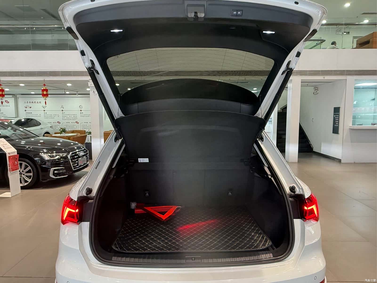 Audi Q3, 2022 19