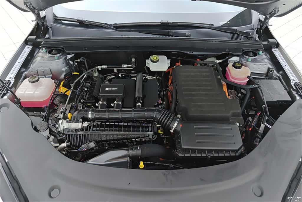 BYD Seal, 2025 10