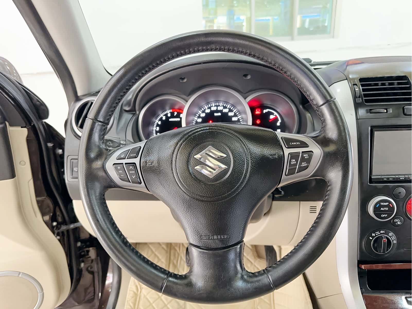 Suzuki AT5, 2014 9