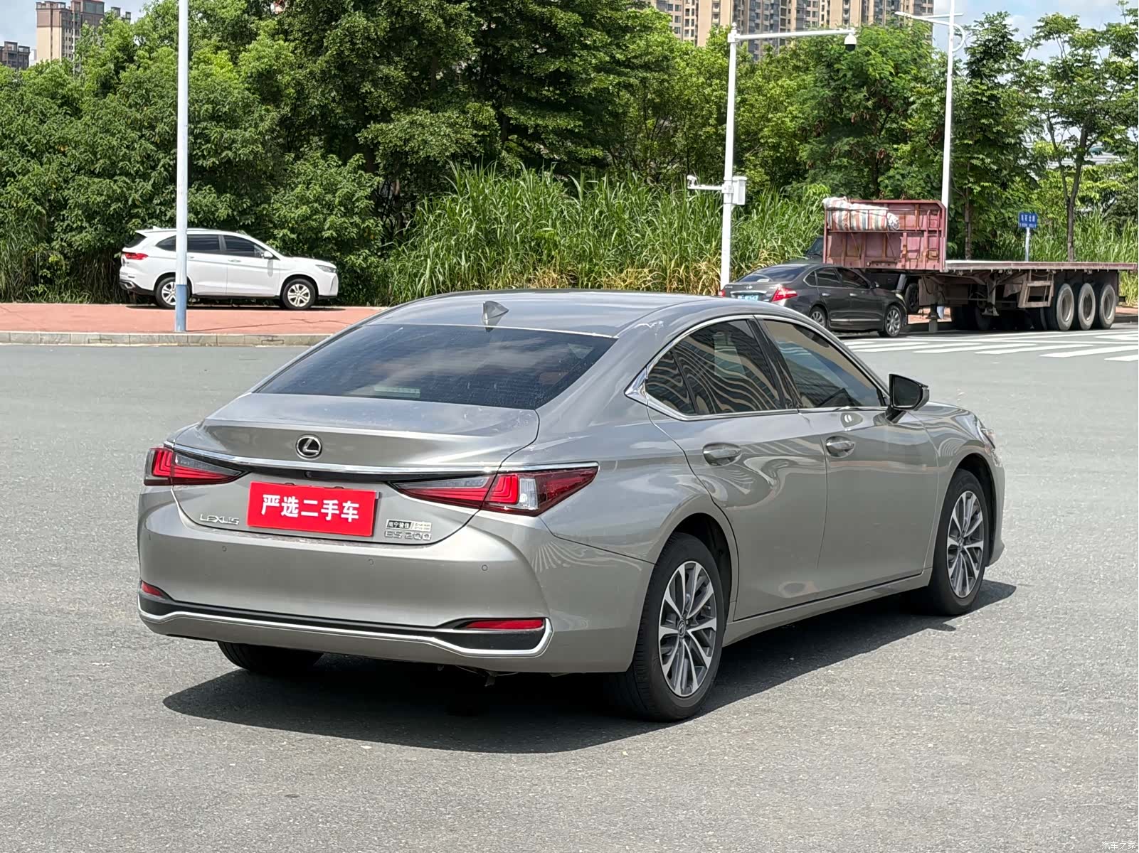 Lexus ES, 2024 6