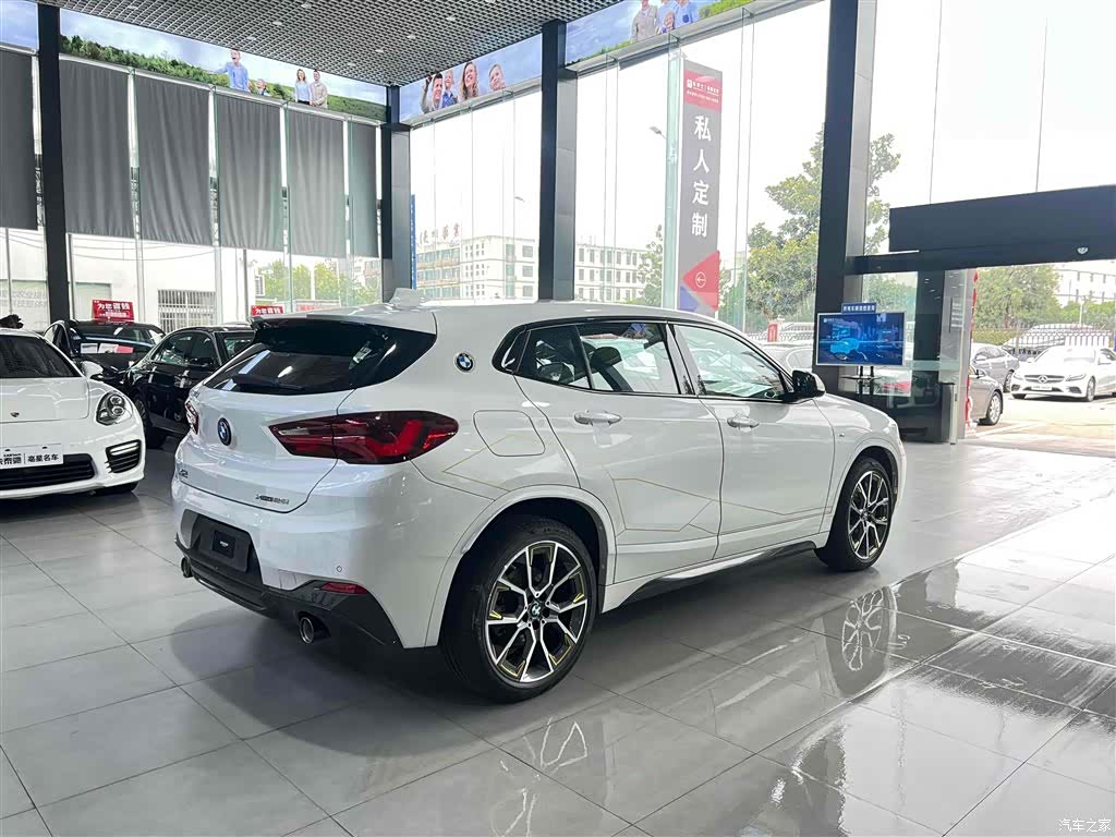 BMW X2, 2023 все фото