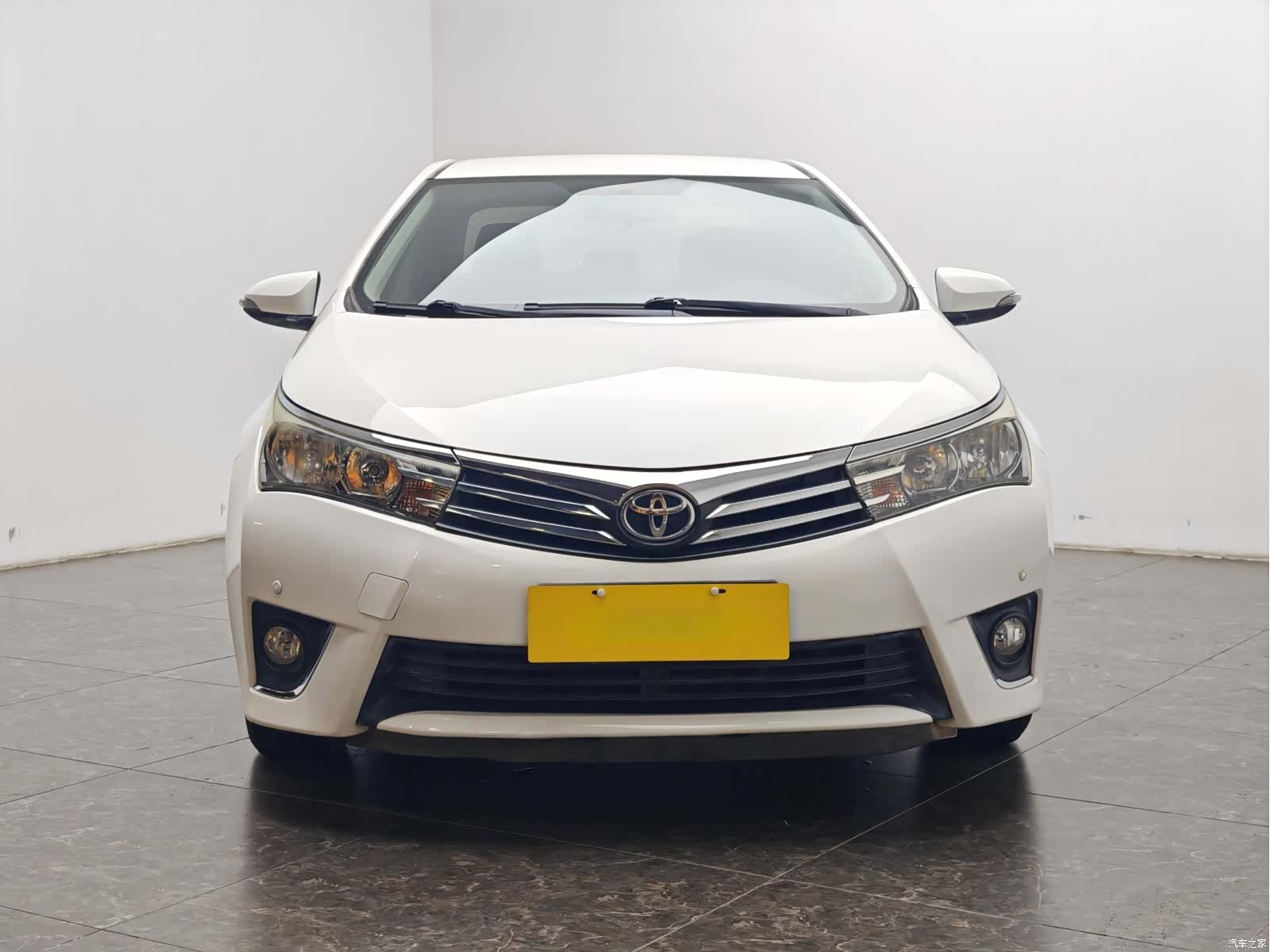 Toyota Corolla, 2015 все фото