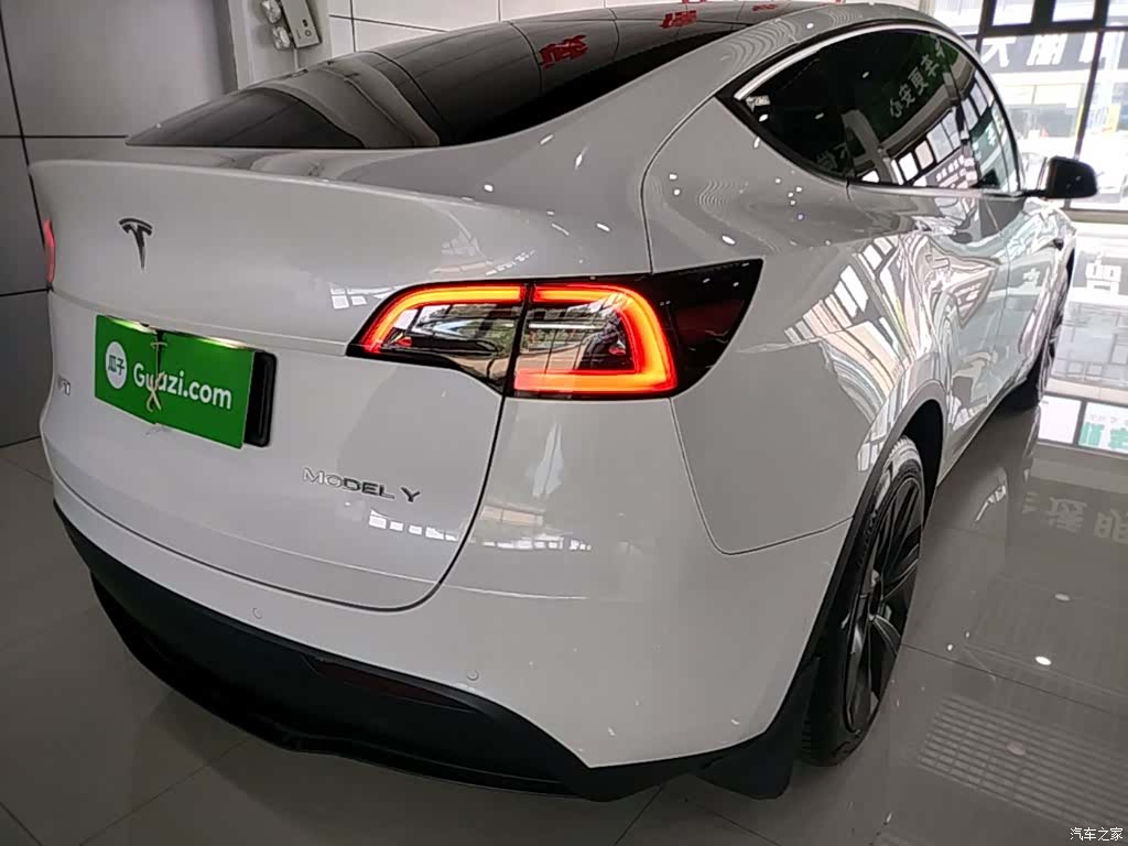 Tesla Model Y, 2021 8