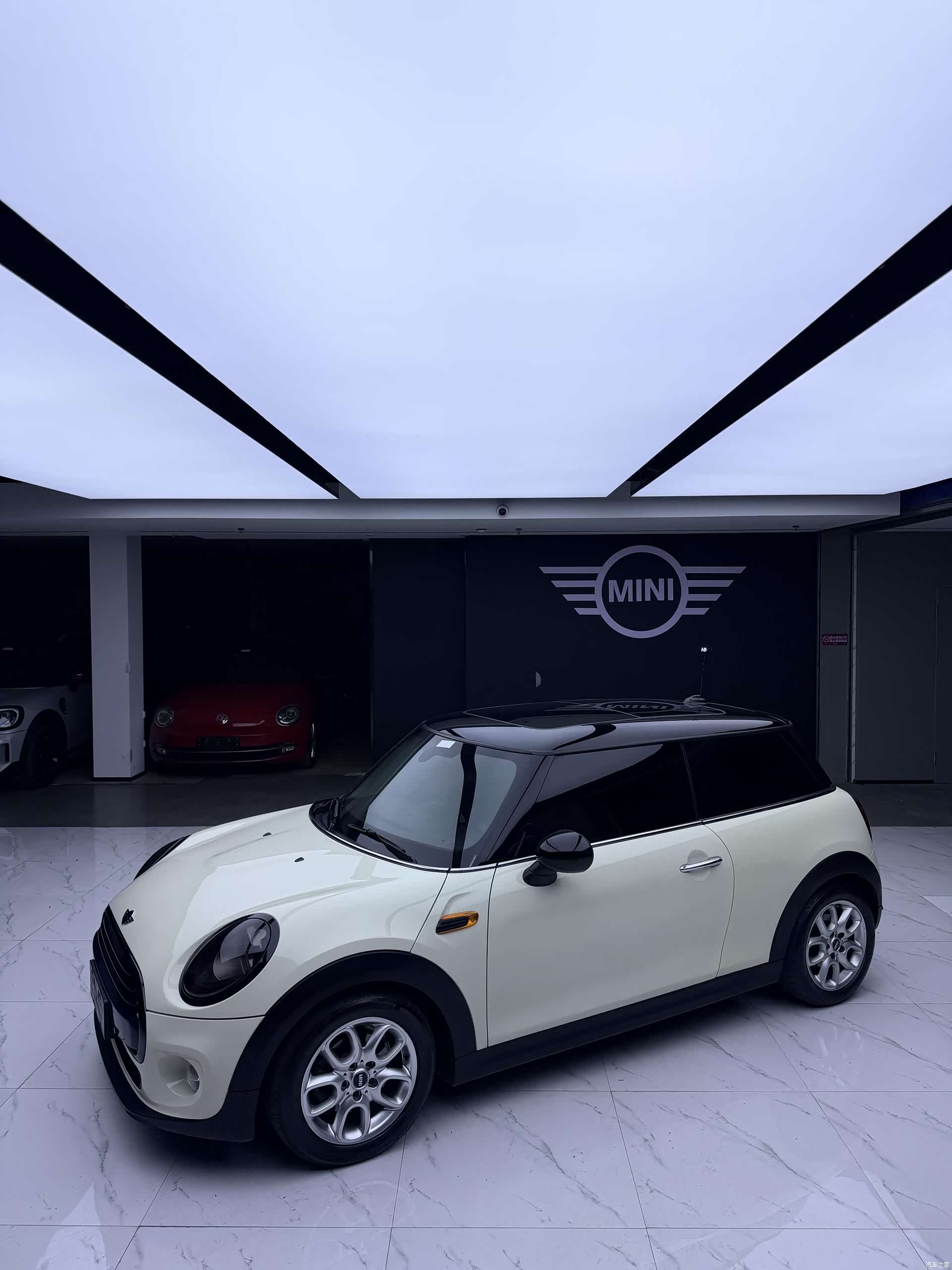 Mini Cooper, 2015 3