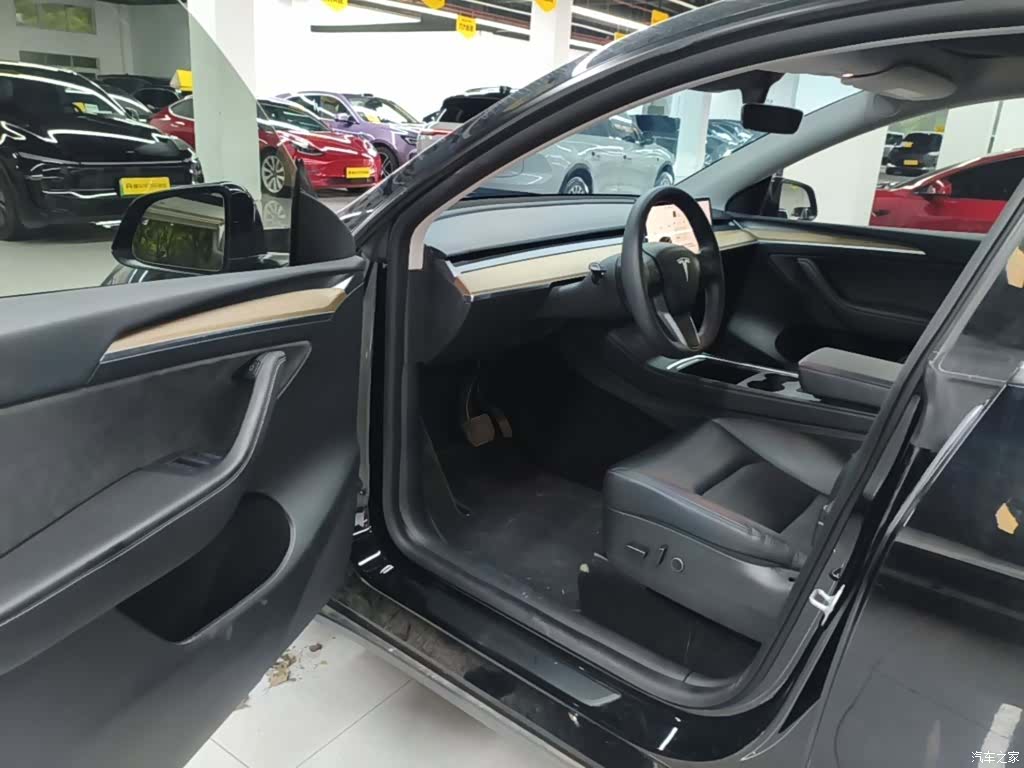 Tesla Model Y, 2021 16
