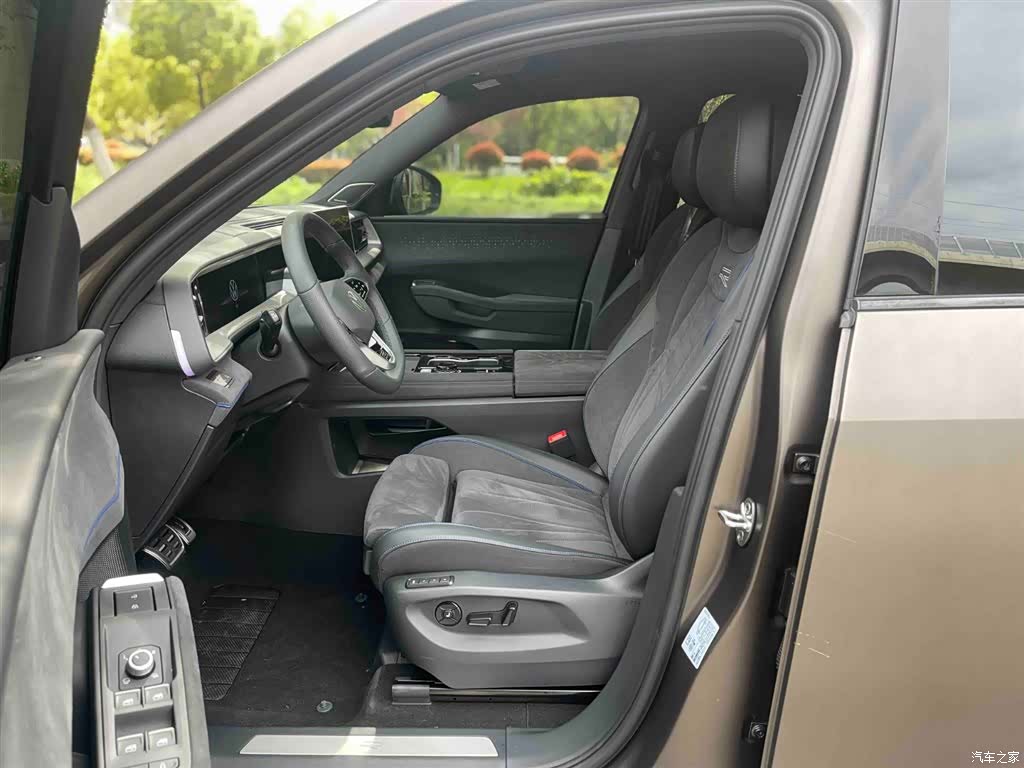 Volkswagen Teramont, 2025 12