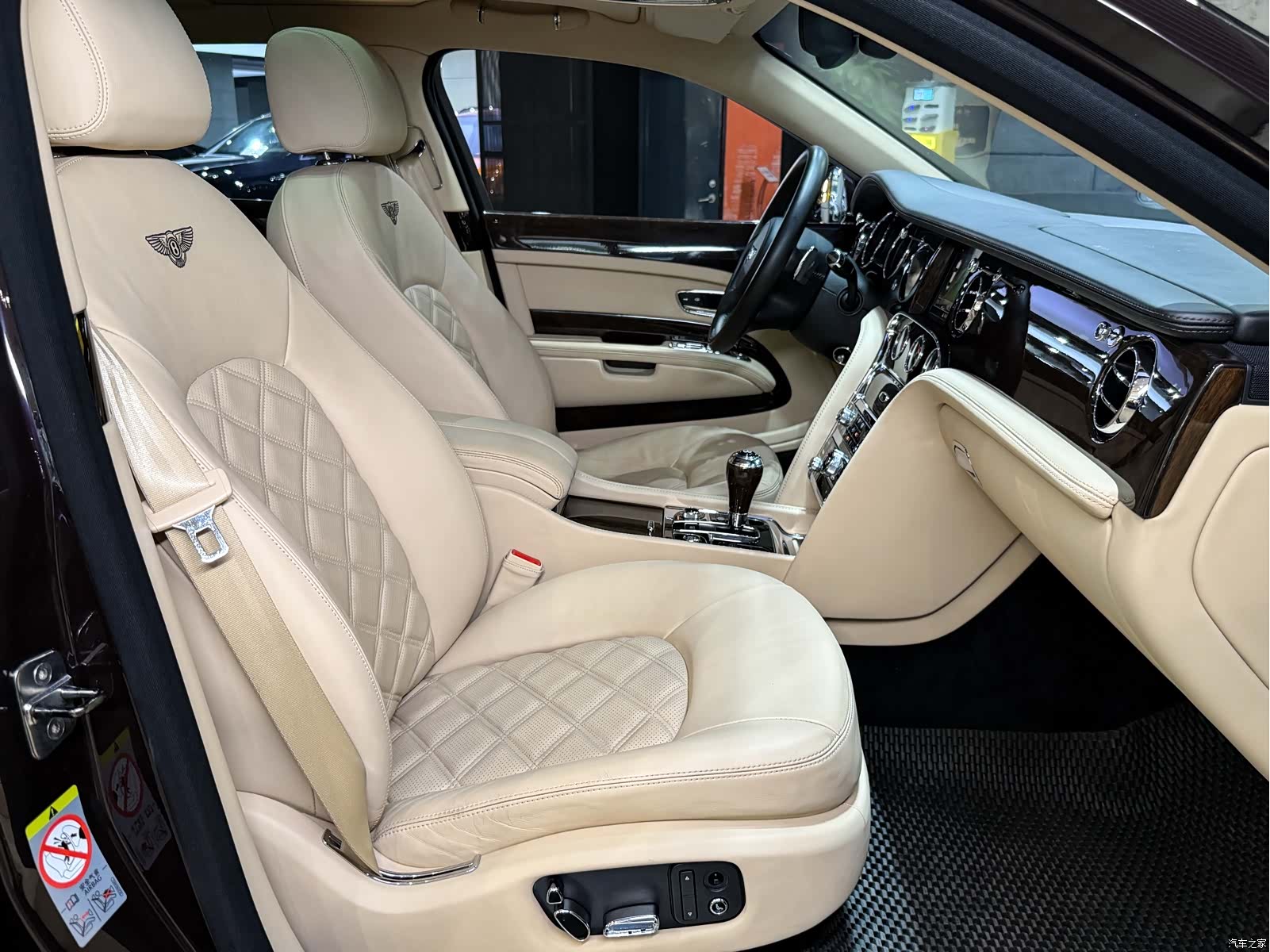 Bentley Mulsanne, 2014 29