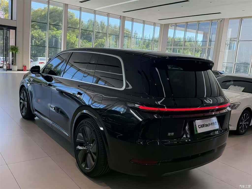 Li Auto L9, 2025 все фото
