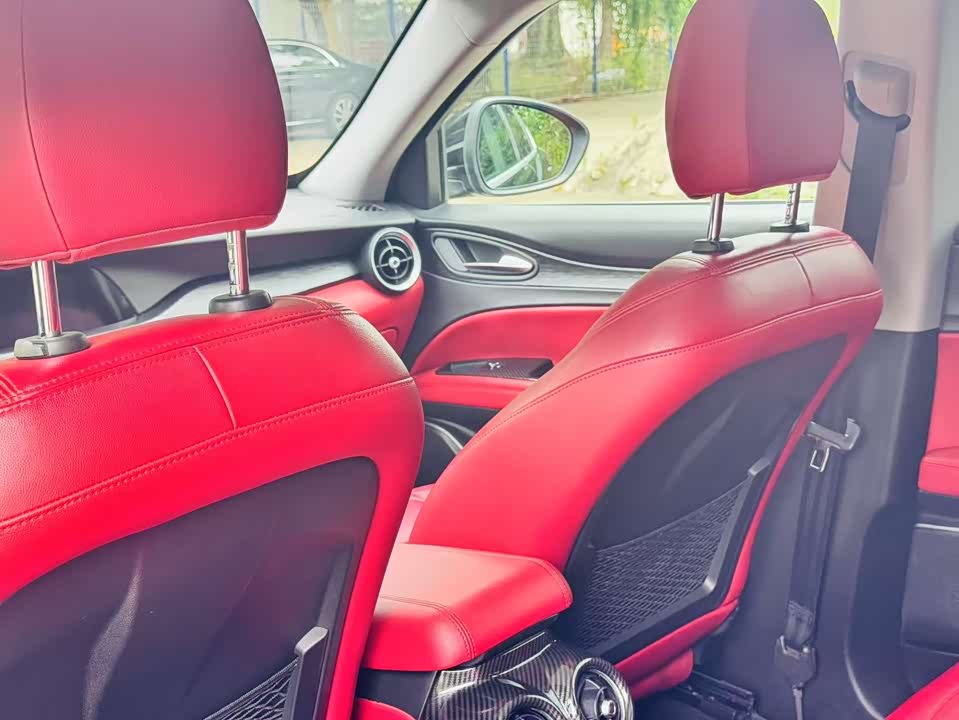 Alfa Romeo Stelvio Alfa Romeo Stelvio