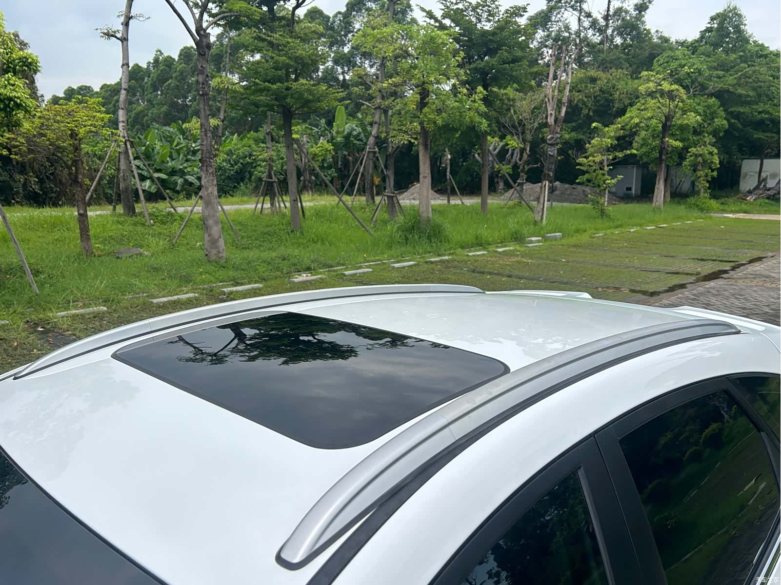 Geely Emgrand, 2022 14