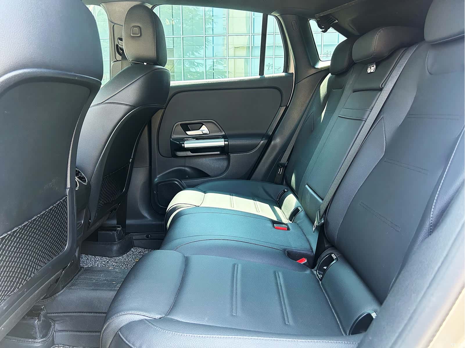 Mercedes-Benz GLA, 2023 8