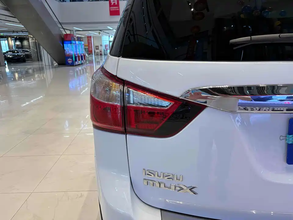 Isuzu mu-X Shepherd Ranger