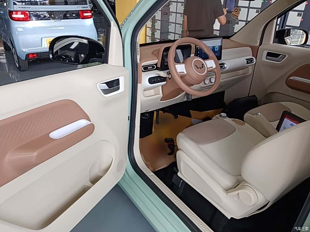 Wuling MINIEV, 2024 16