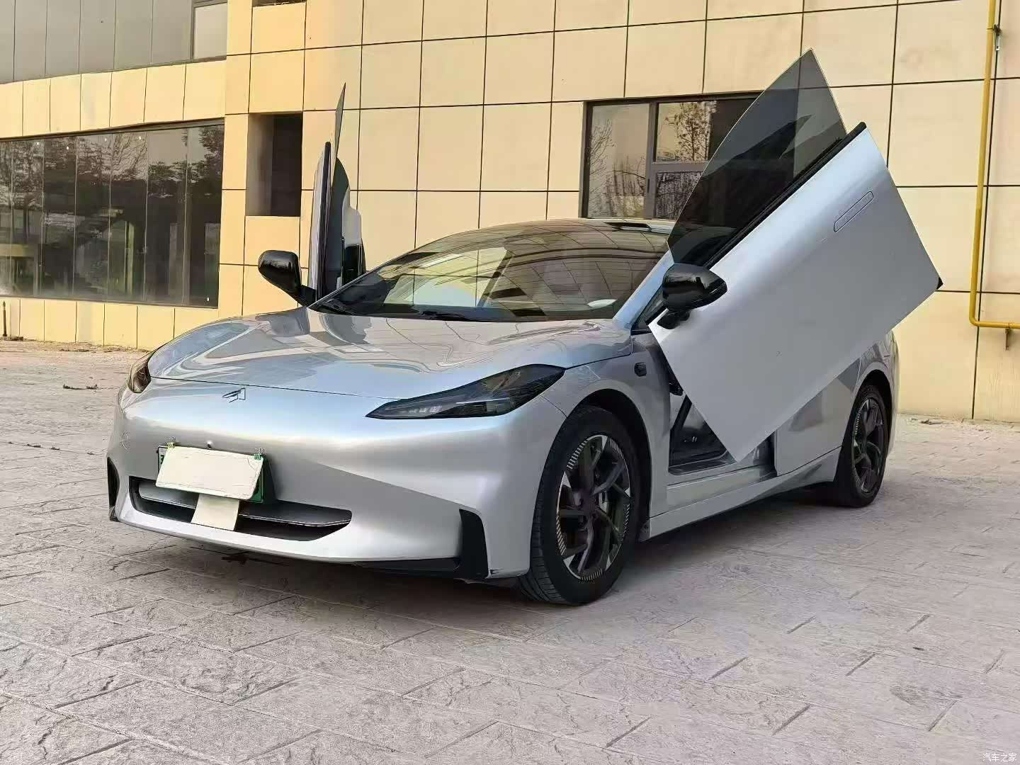 Hyper GT