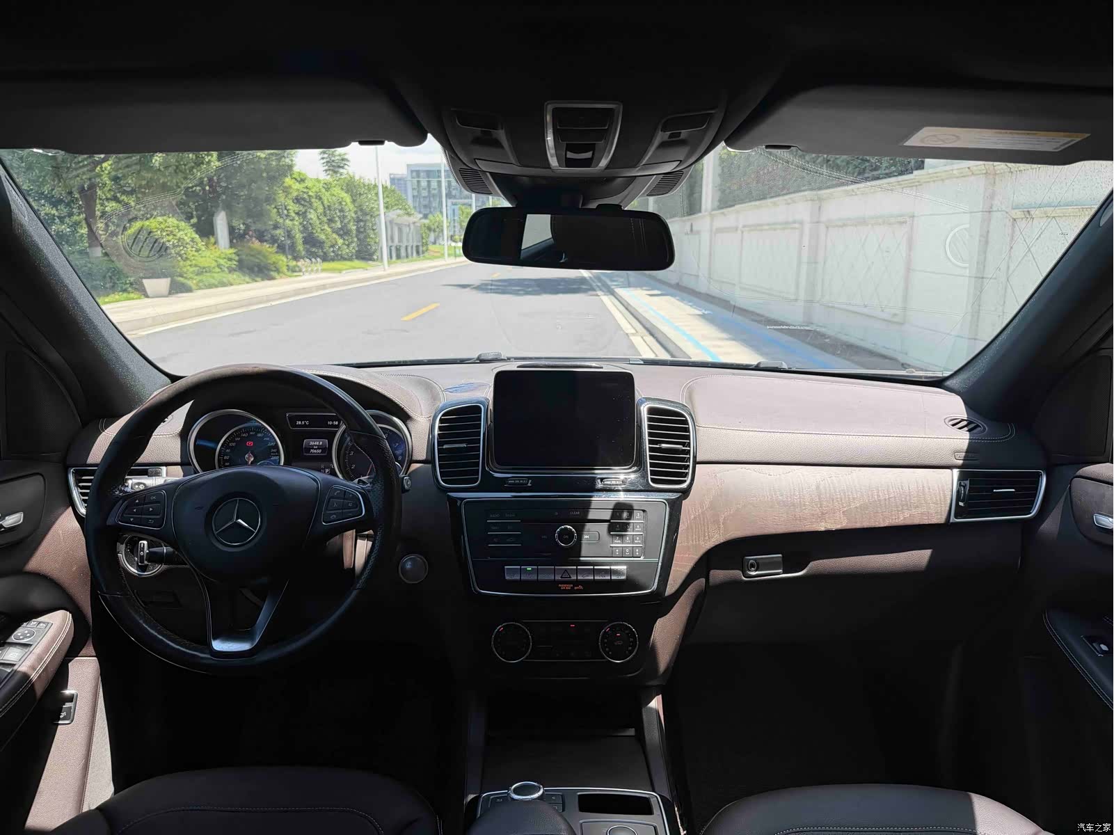 Mercedes-Benz GLE, 2018 8