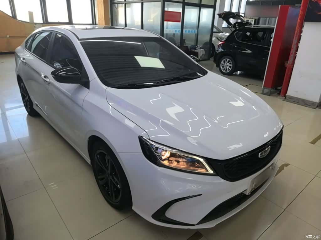 Geely Binray, 2022 4