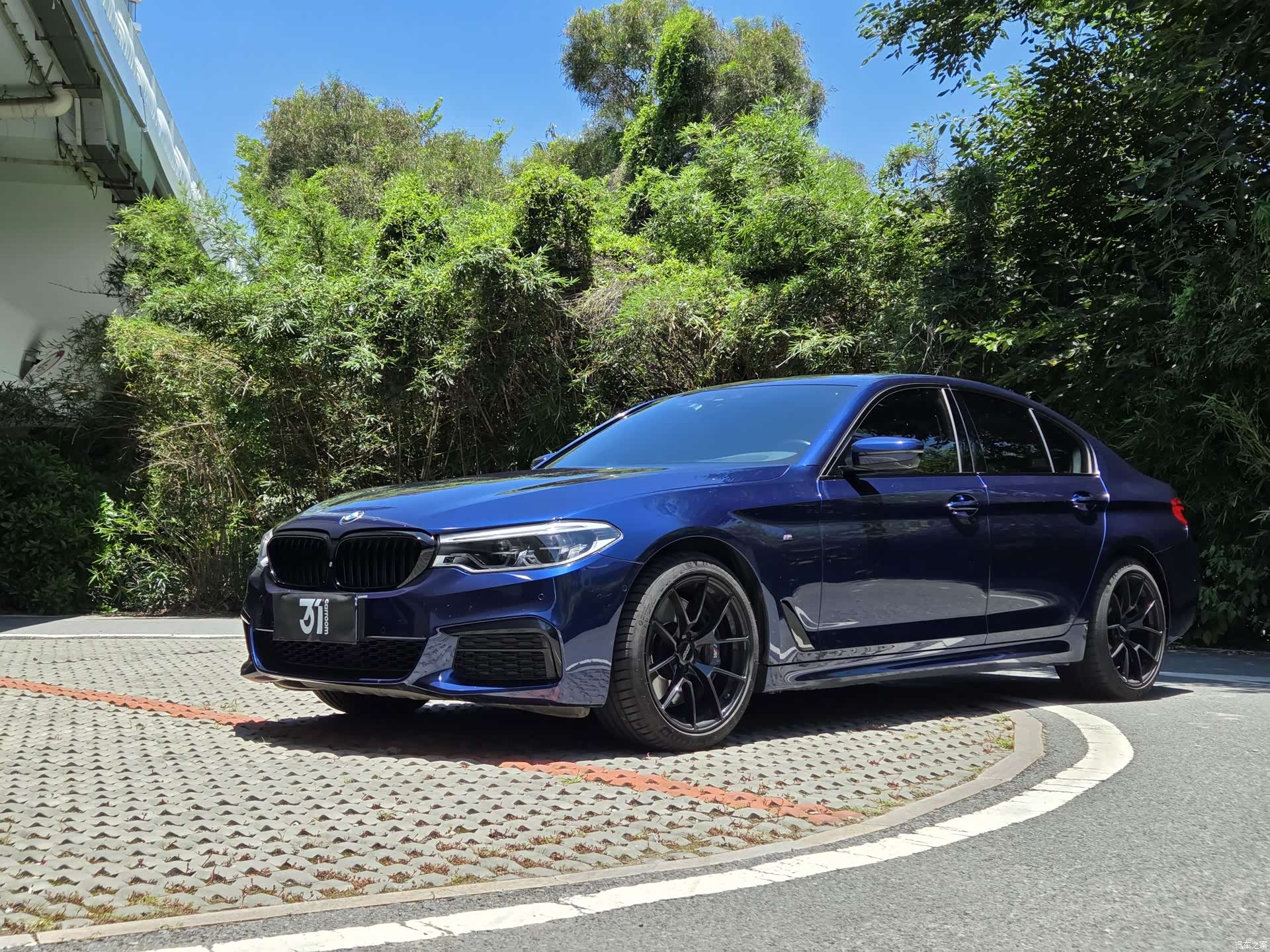BMW 5 Series, 2020 1