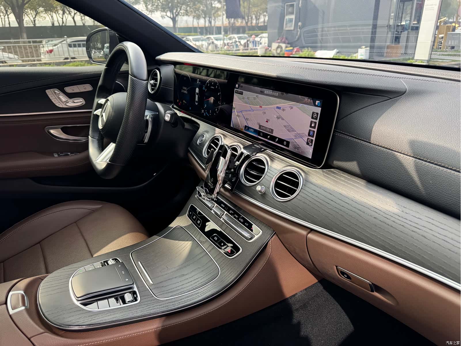 Mercedes-Benz E-Class, 2021 12