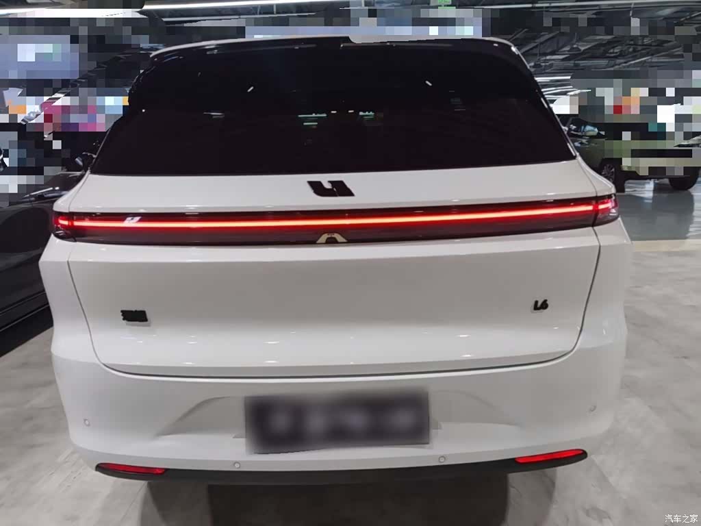 Li Auto L6, 2024 6