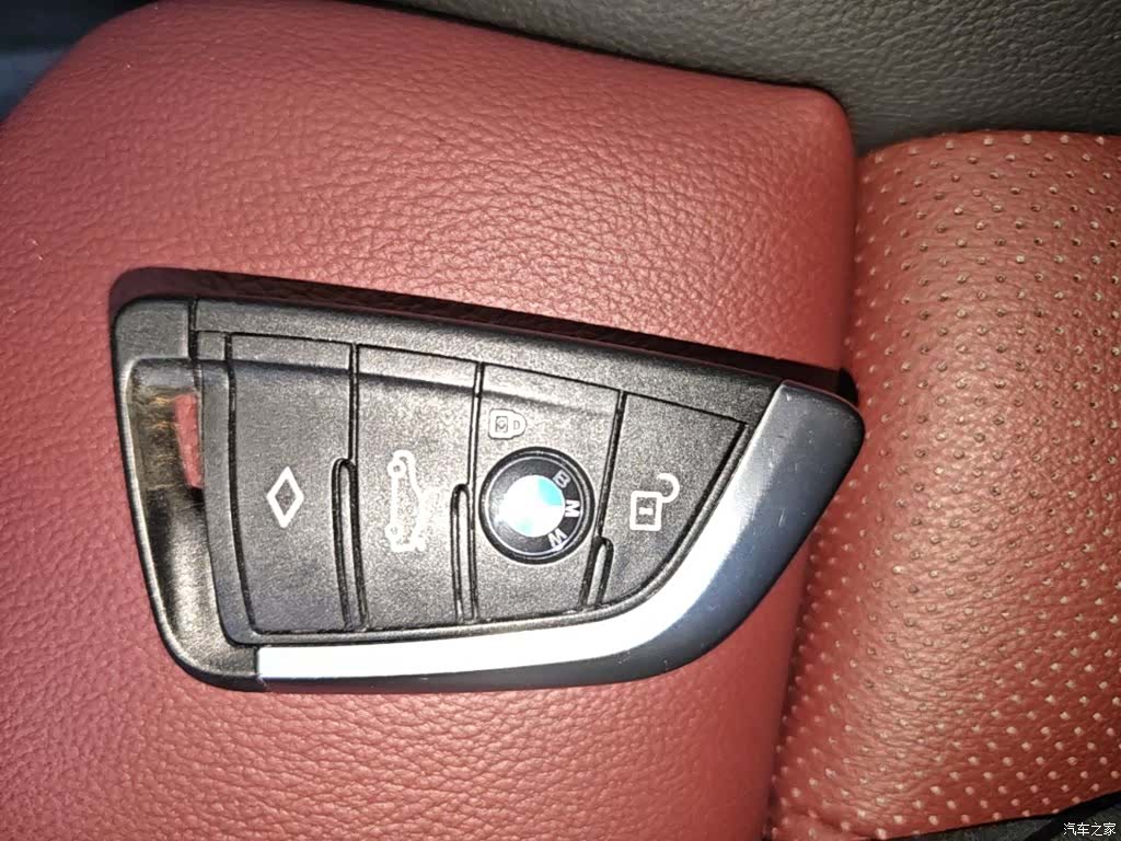 BMW iX3, 2022 9