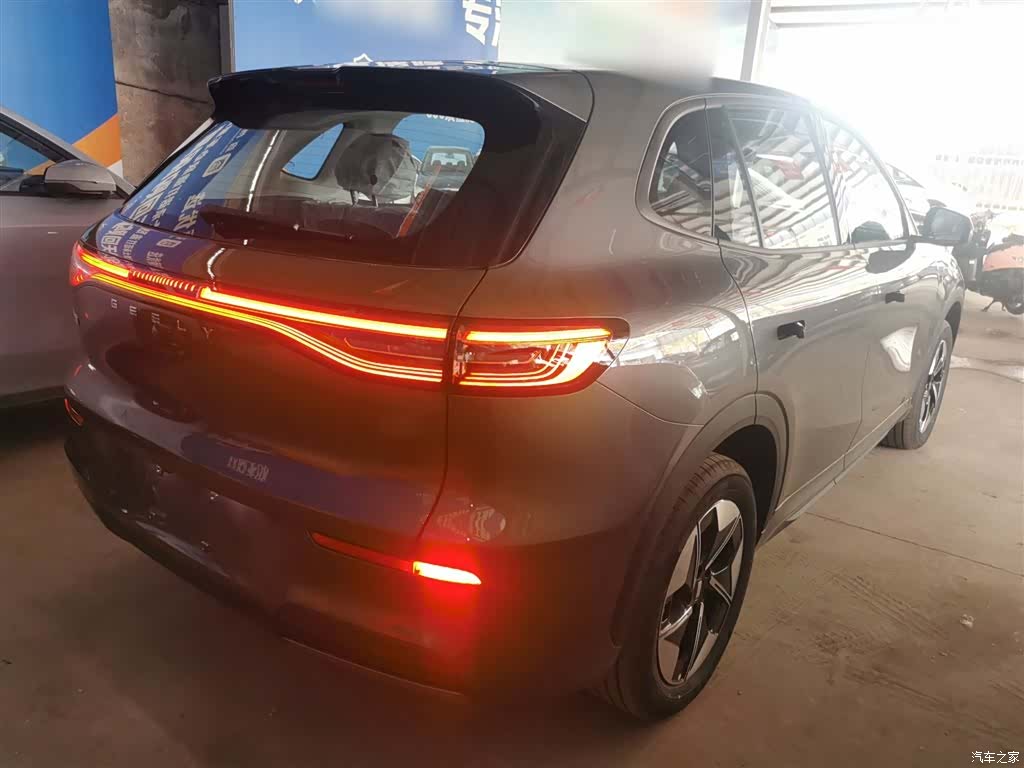 Geely Galaxy E5, 2026 7