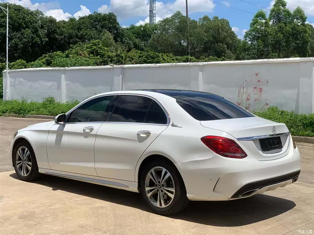 Mercedes-Benz C-Class, 2017 9