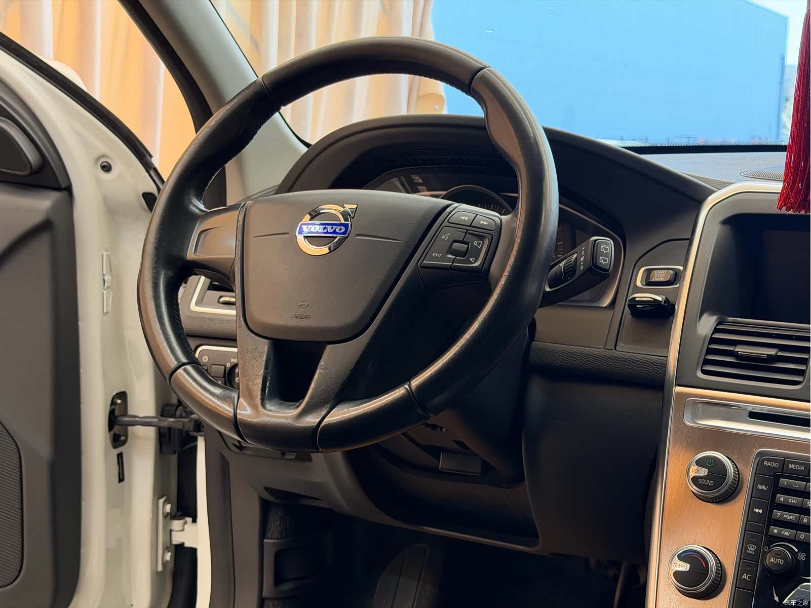 Volvo XC60, 2016 17