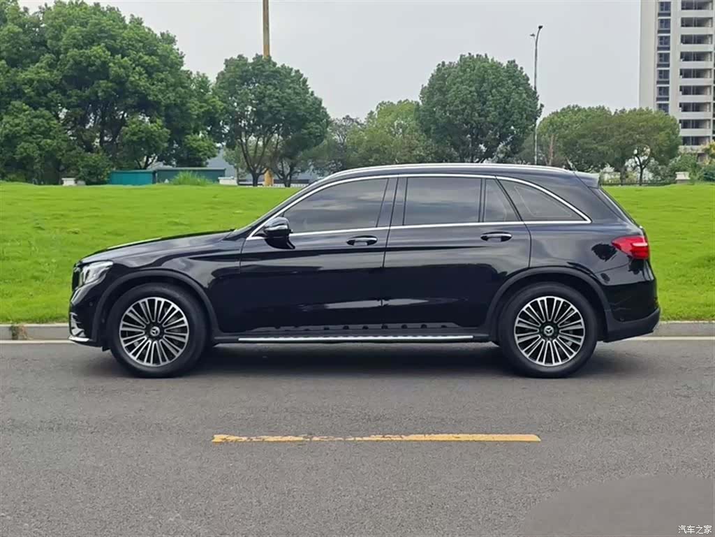 Mercedes-Benz GLC, 2019 3