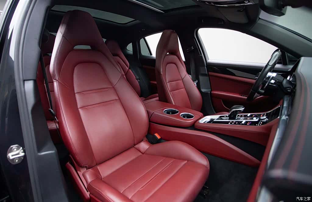 Porsche Panamera, 2018 13