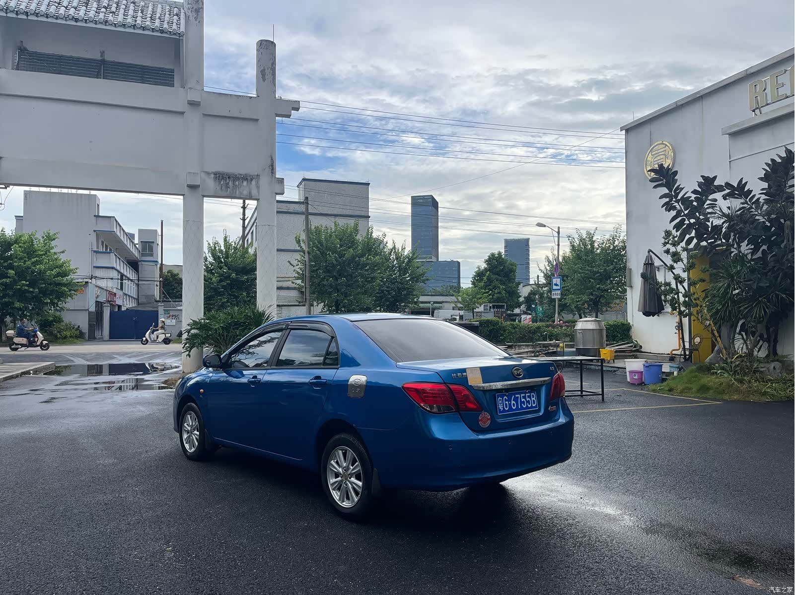 BYD L3, 2014 7