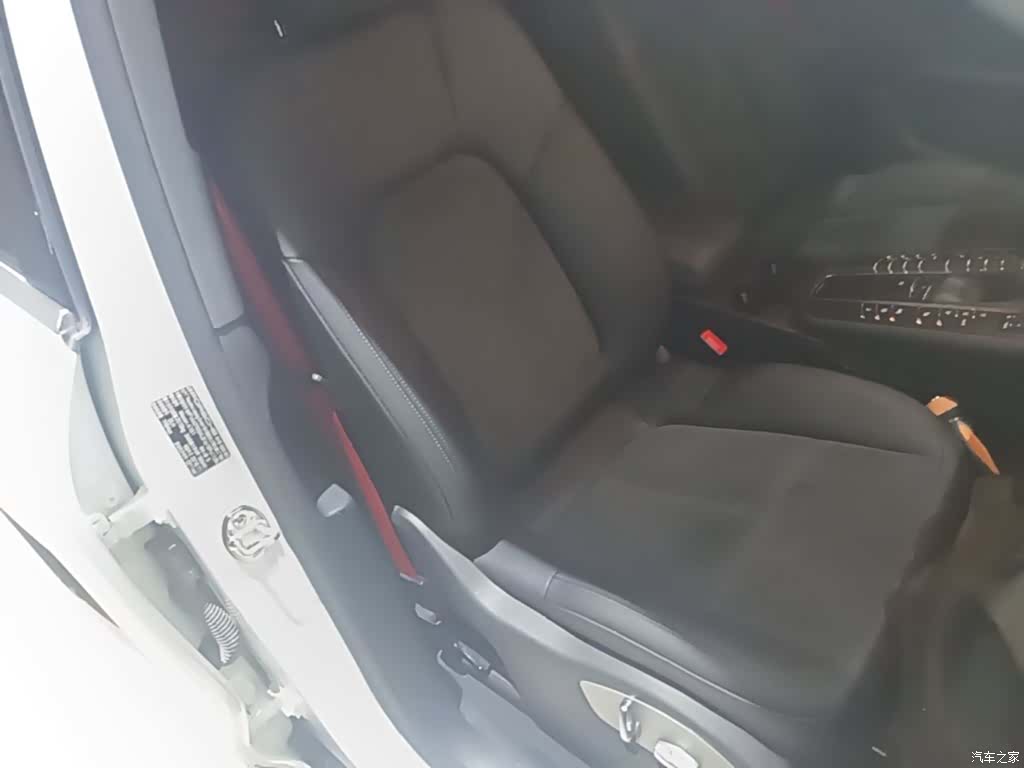 Porsche Macan, 2019 25