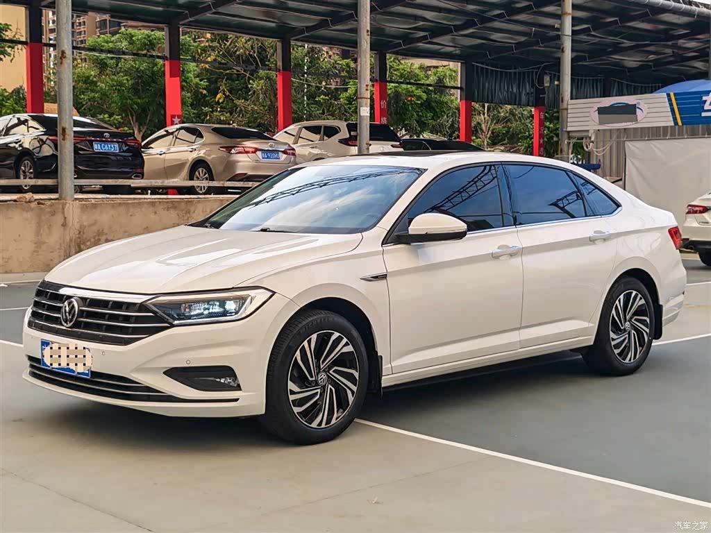Volkswagen Sagitar, 2020 1