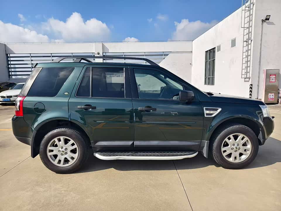 Land Rover Freelander 2