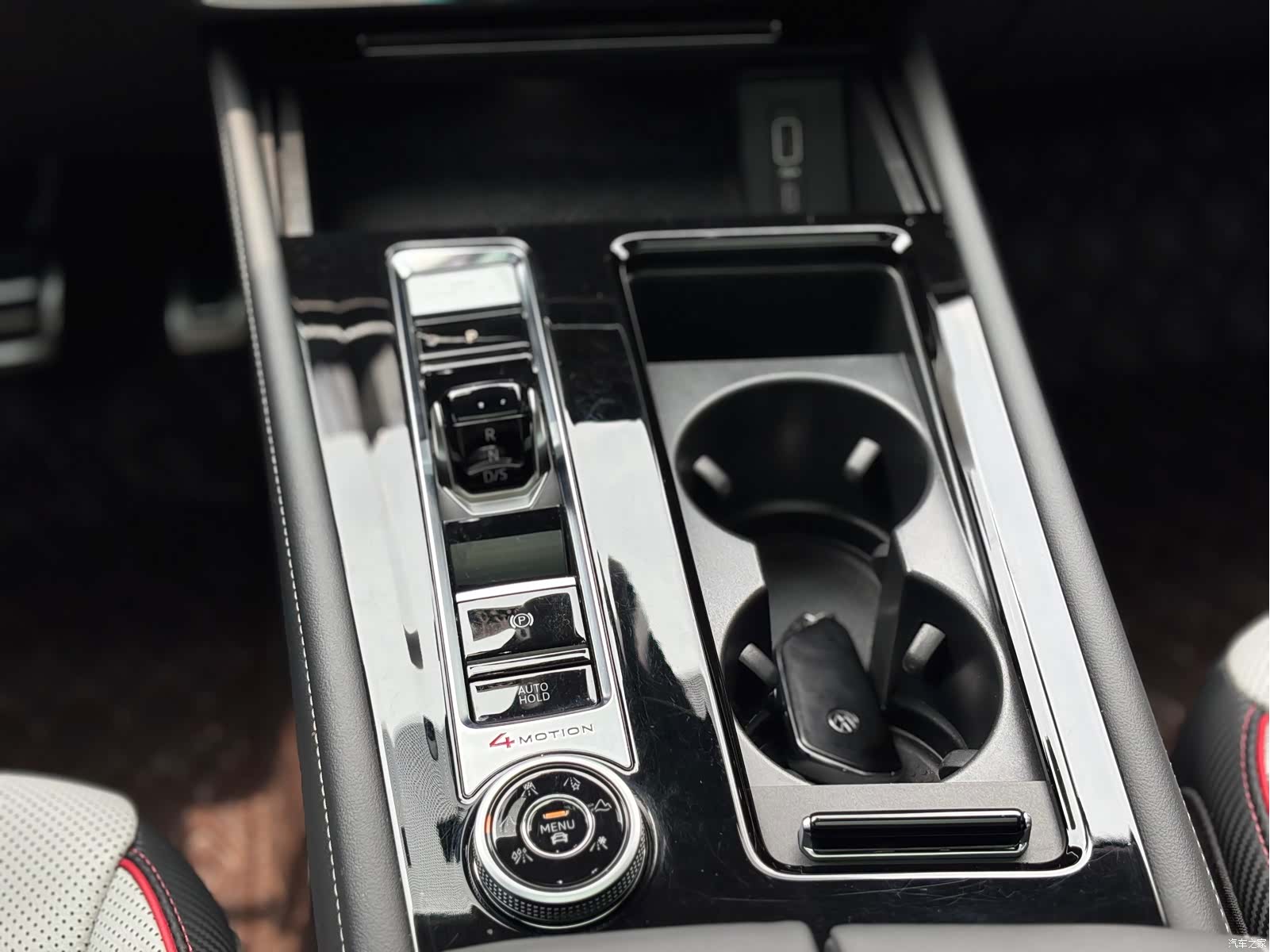 Volkswagen Teramont X, 2022 10
