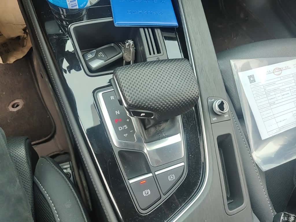 Audi A4L, 2023 14