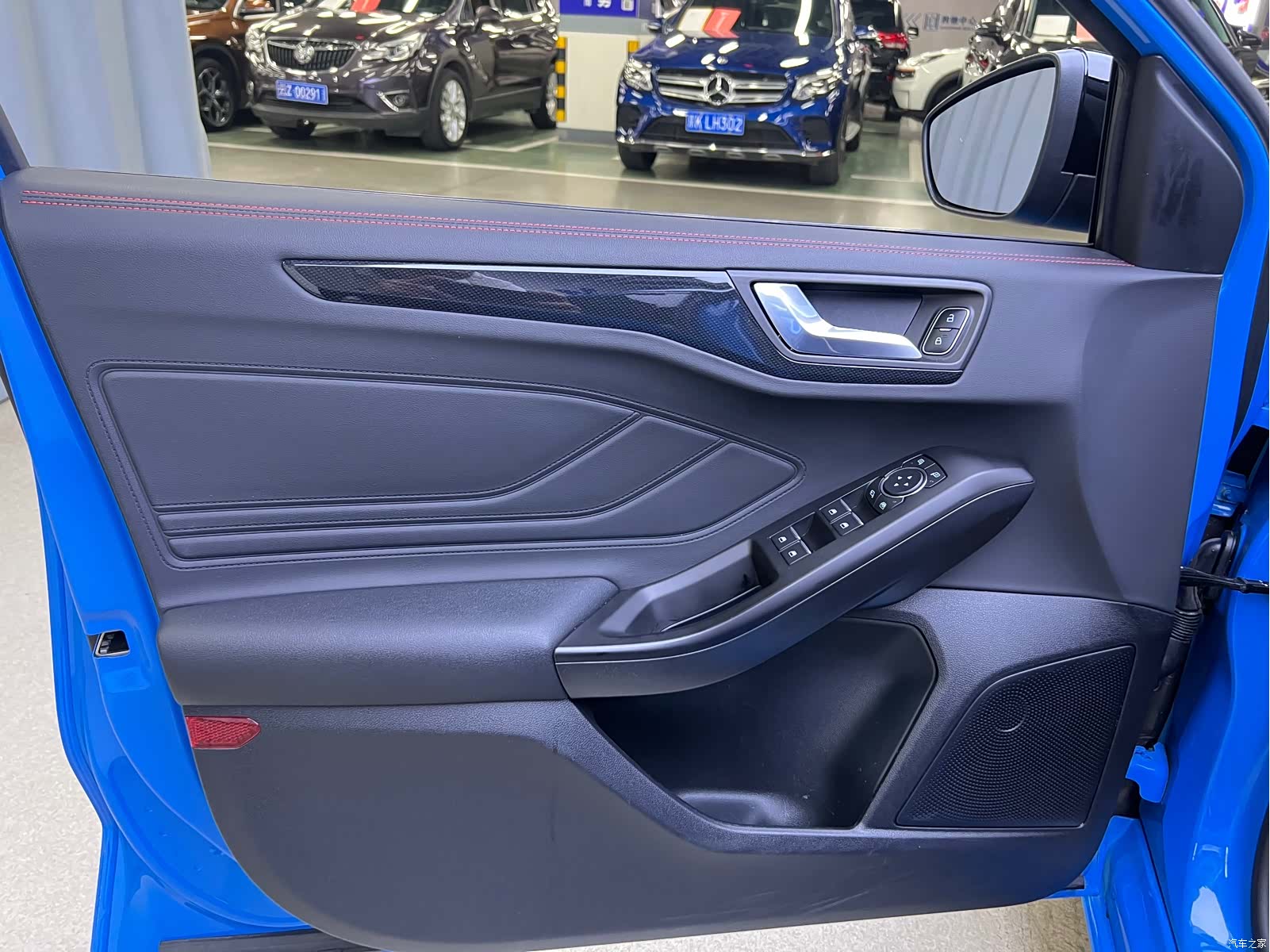 Ford Focus, 2022 10