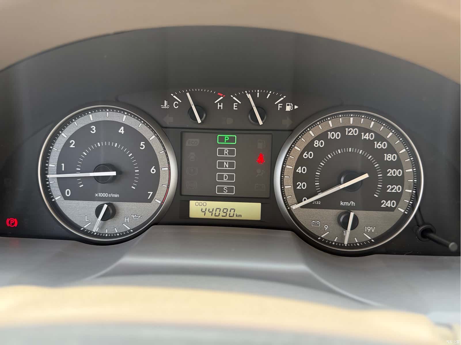 Toyota Land Cruiser, 2020 8