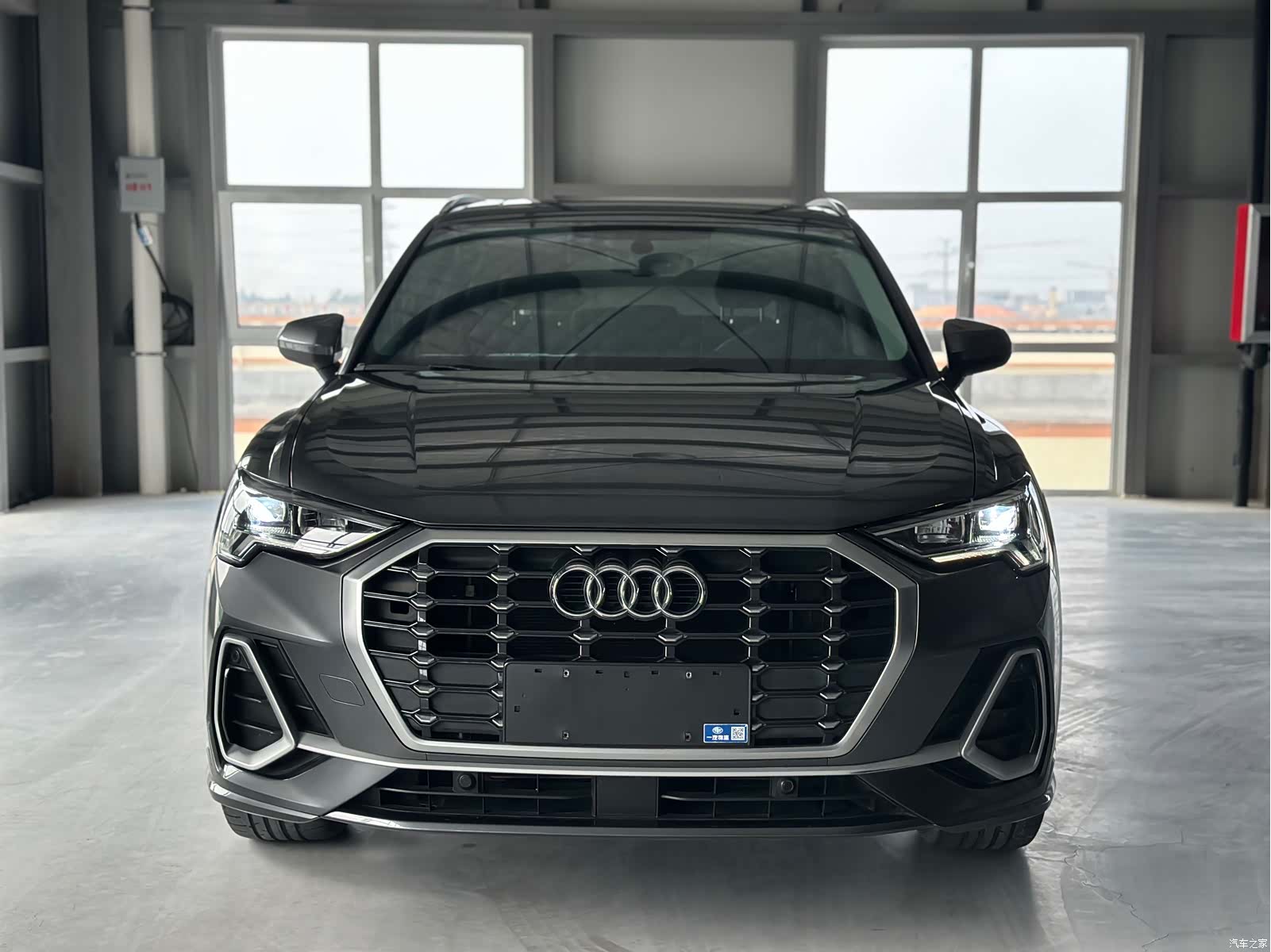Audi Q3, 2022 все фото