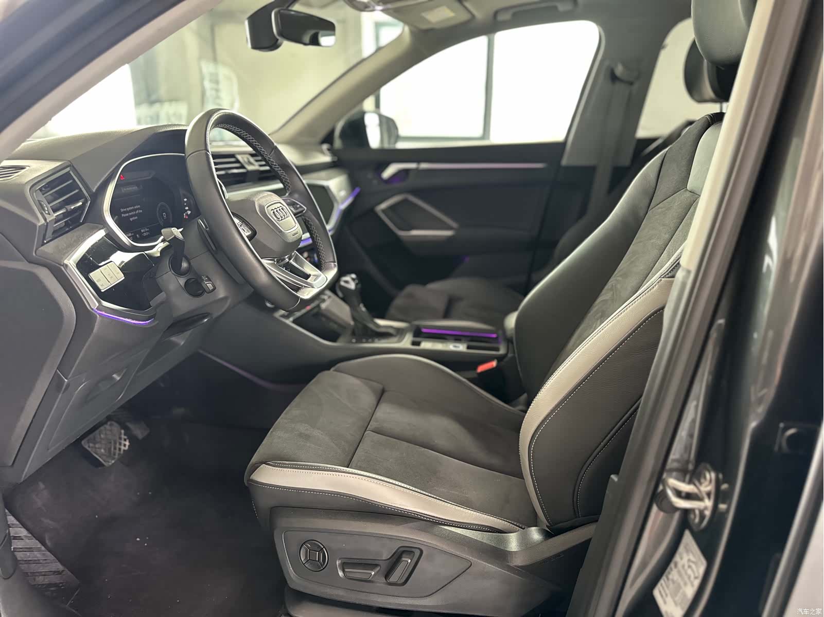 Audi Q3, 2022 16