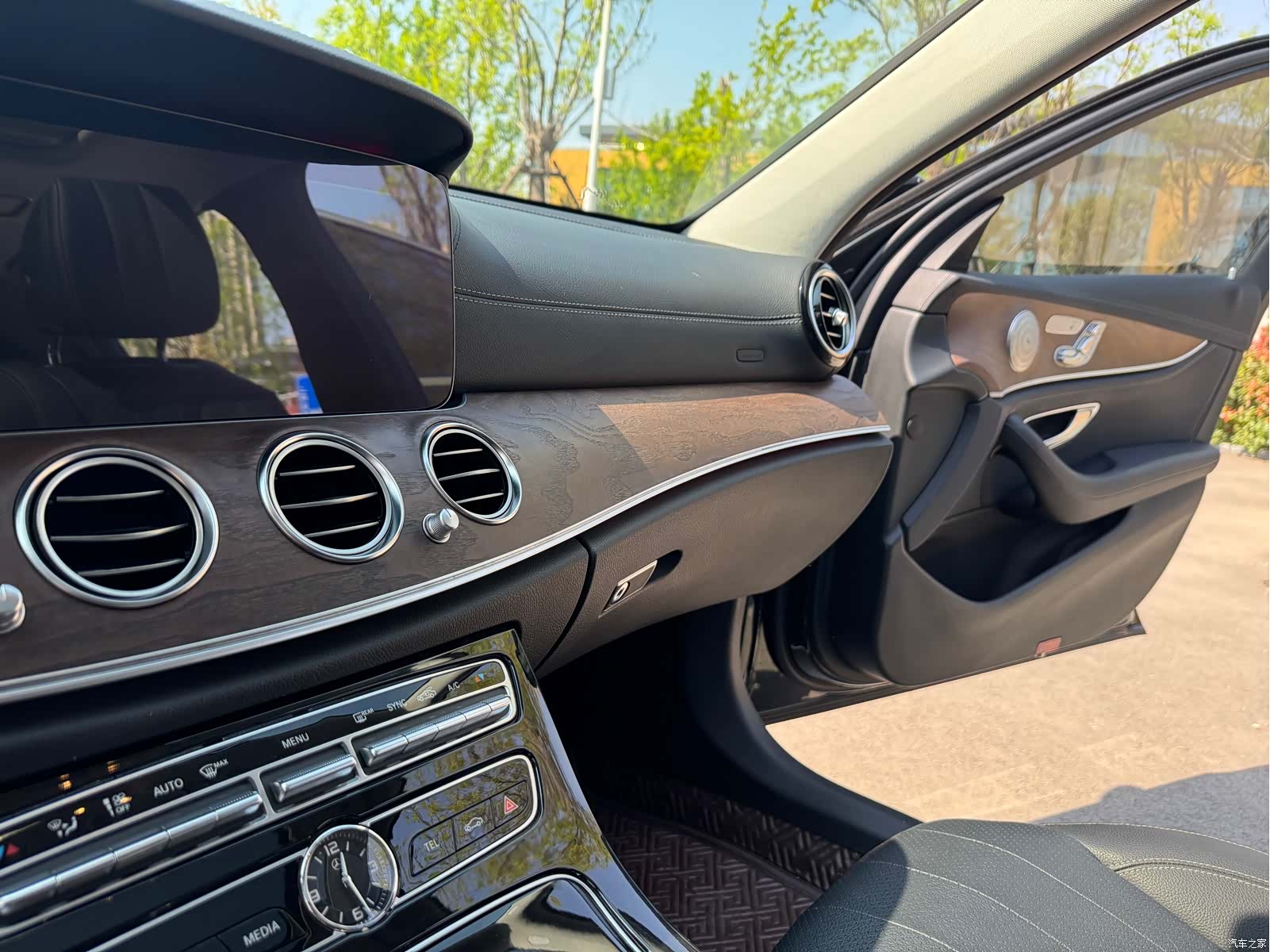 Mercedes-Benz E-Class, 2017 10